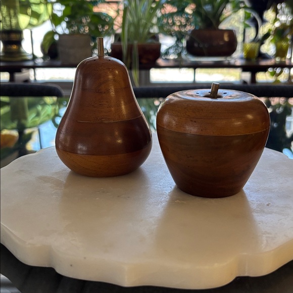 Vintage Wooden Fruit Salt & Pepper Shakers - Picture 2 of 8